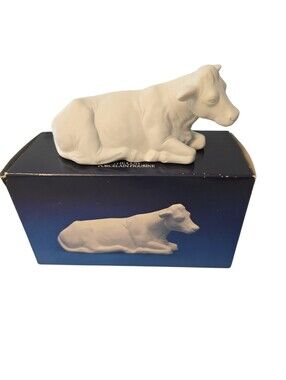 Vintage 1987 Avon The Cow White Porcelain Nativity Figurine READ